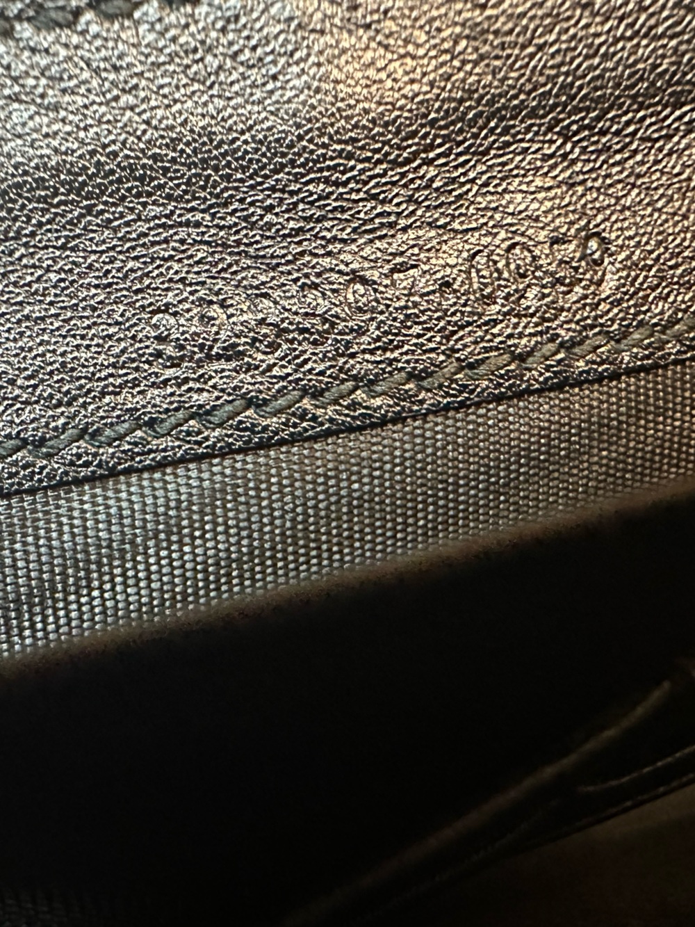 Gucci Black Guccissima Leather Zip Around Wallet - Picture 10 of 13